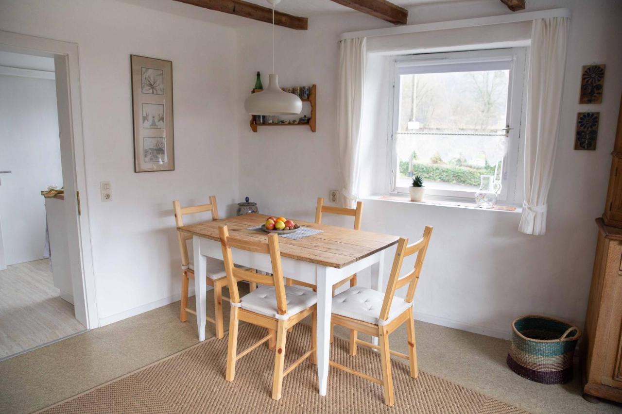 Bergische Ferienwohnung 엔겔스티르헨 외부 사진